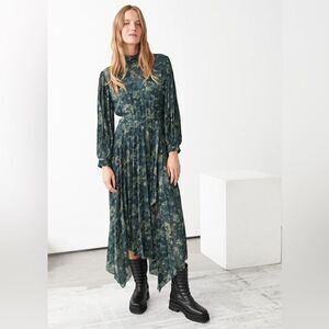 & Other Stories Belted Pleated Asymmetric Midi Dress‎ Size 4